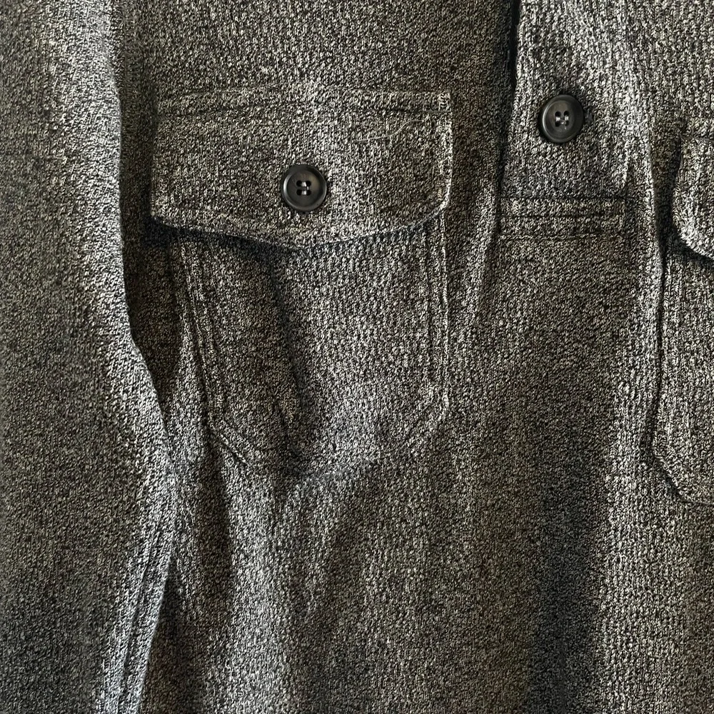 Roots Men’s‎ Sweater Size Small Gray Pullover Mock Neck 1/4 Button Knit Casual - Picture 3 of 4